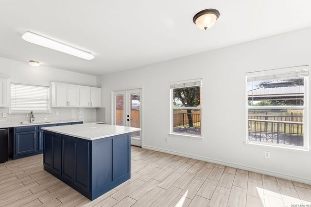 4214 Loring, Converse, TX 78109