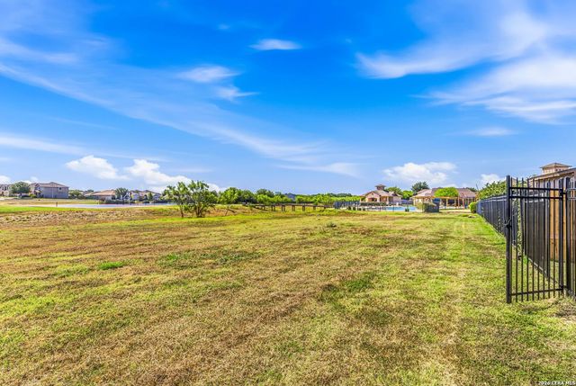 4214 Loring, Converse, TX 78109