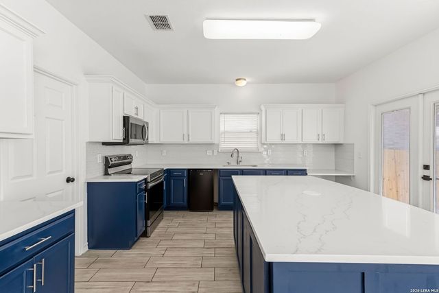 4214 Loring, Converse, TX 78109
