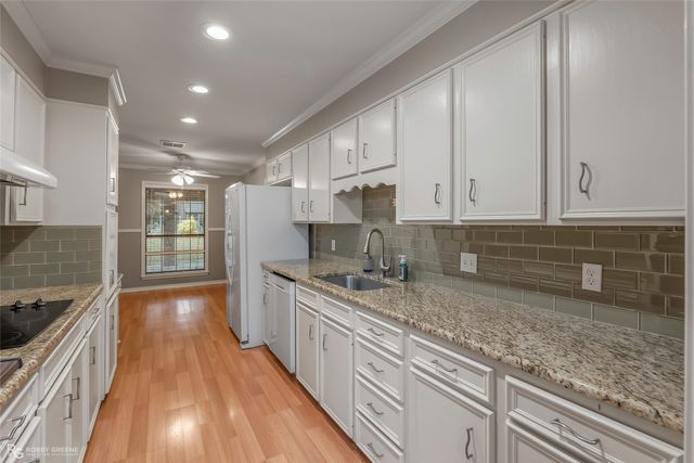 8615 Hollow Bluff Drive, Haughton, LA 71037