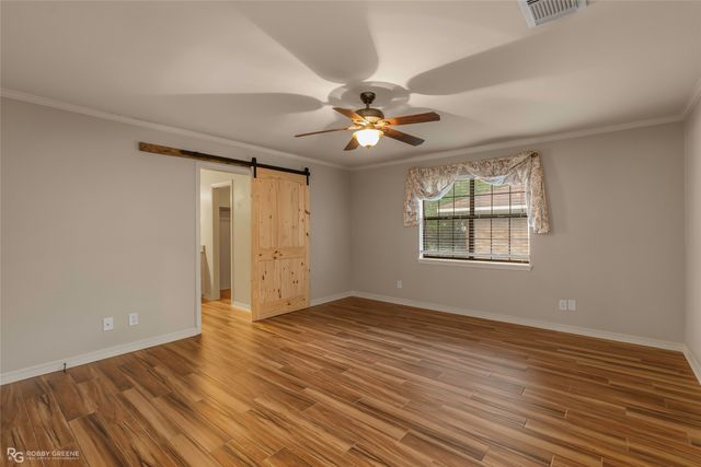 8615 Hollow Bluff Drive, Haughton, LA 71037