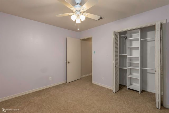 8615 Hollow Bluff Drive, Haughton, LA 71037