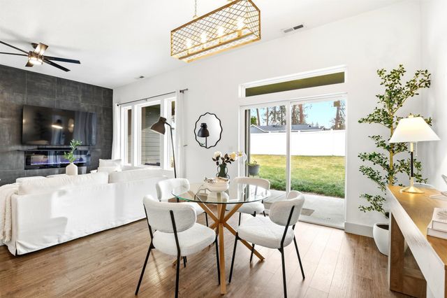 6916 E 4th Ave, Spokane Valley, WA 99212