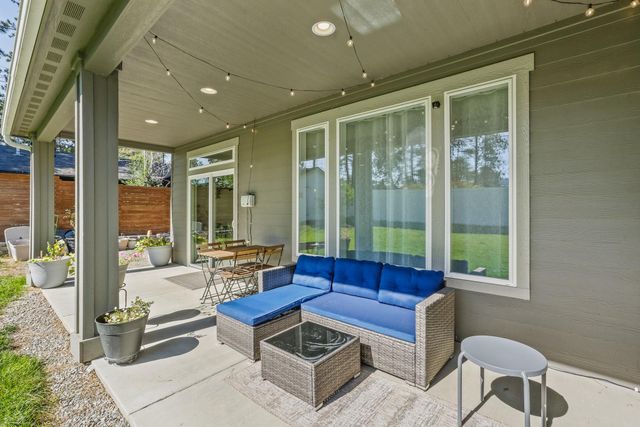 6916 E 4th Ave, Spokane Valley, WA 99212