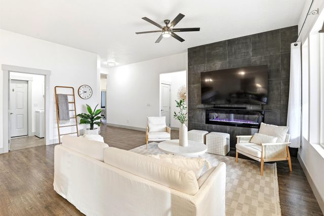 6916 E 4th Ave, Spokane Valley, WA 99212