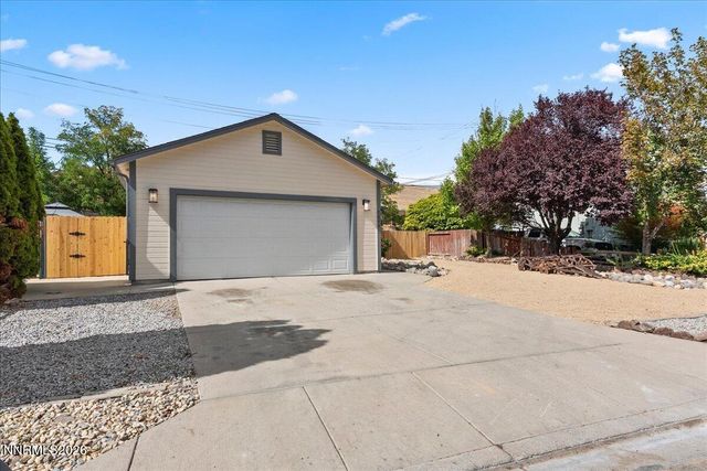 7295 Lindsey Lane, Sparks, NV 89436