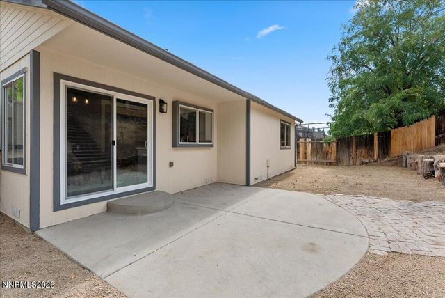 7295 Lindsey Lane, Sparks, NV 89436