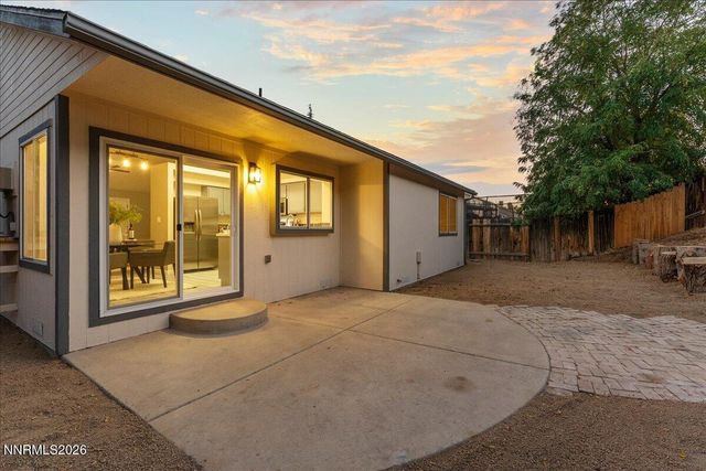 7295 Lindsey Lane, Sparks, NV 89436