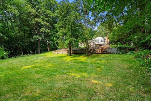 15 Crestwood Drive, Framingham, MA 01701