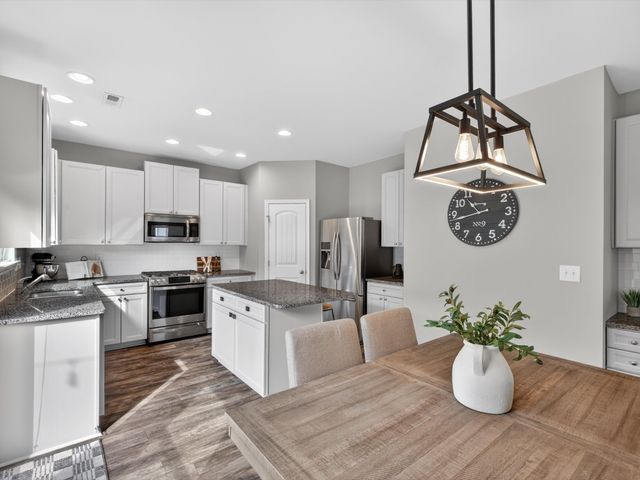 1804 Marcia Ct, Columbia, TN 38401