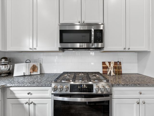 1804 Marcia Ct, Columbia, TN 38401