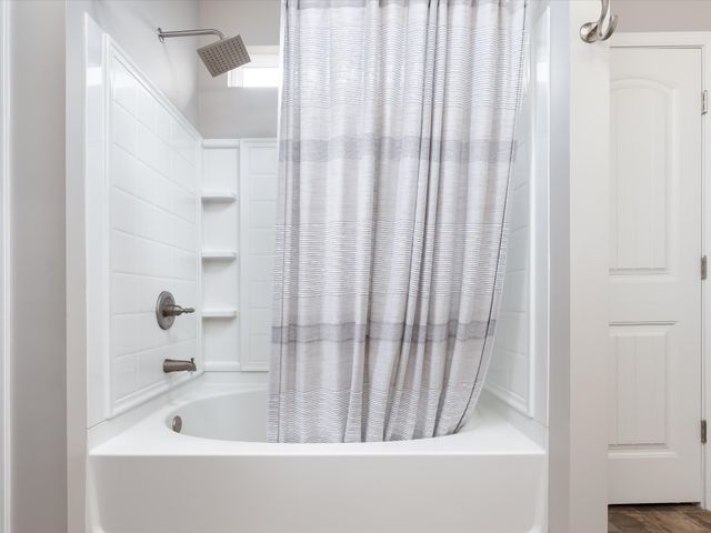 1804 Marcia Ct, Columbia, TN 38401