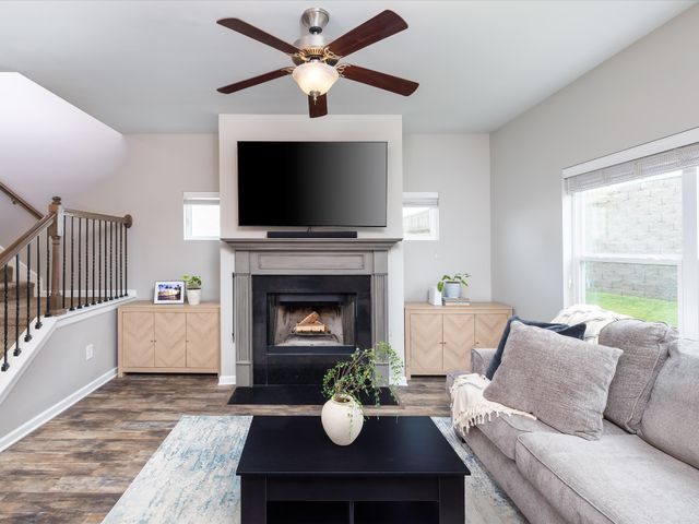 1804 Marcia Ct, Columbia, TN 38401