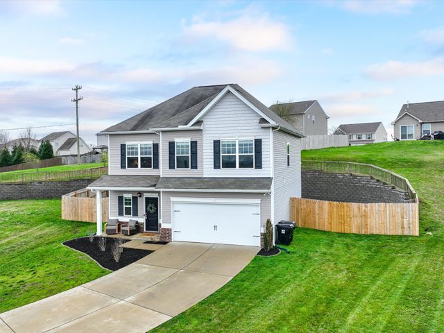 1804 Marcia Ct, Columbia, TN 38401