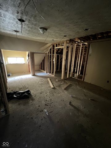 2817 N New Jersey, Indianapolis, IN 46205