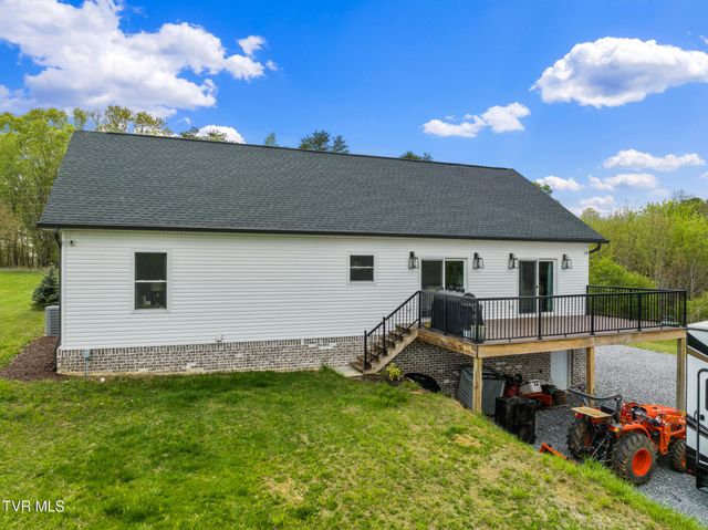 335 Bonne Vista Drive, White Pine, TN 37890