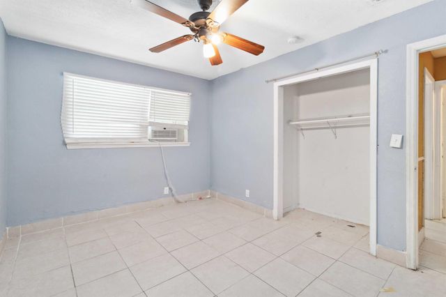3761 SW 1 Street, Fort Lauderdale, FL 33312