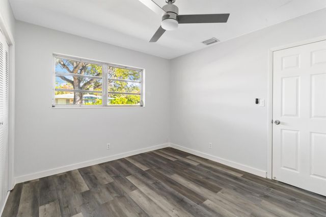 3761 SW 1 Street, Fort Lauderdale, FL 33312