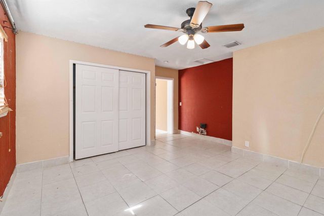 3761 SW 1 Street, Fort Lauderdale, FL 33312