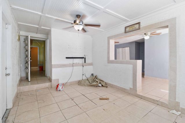 3761 SW 1 Street, Fort Lauderdale, FL 33312