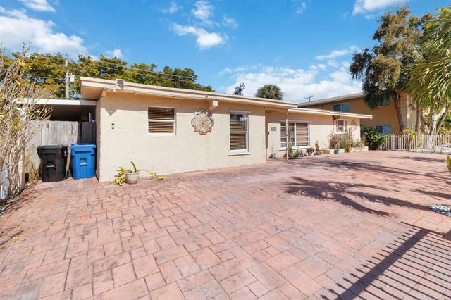 3761 SW 1 Street, Fort Lauderdale, FL 33312