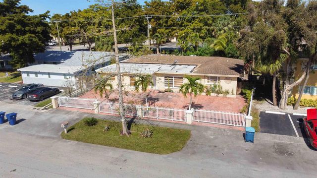 3761 SW 1 Street, Fort Lauderdale, FL 33312