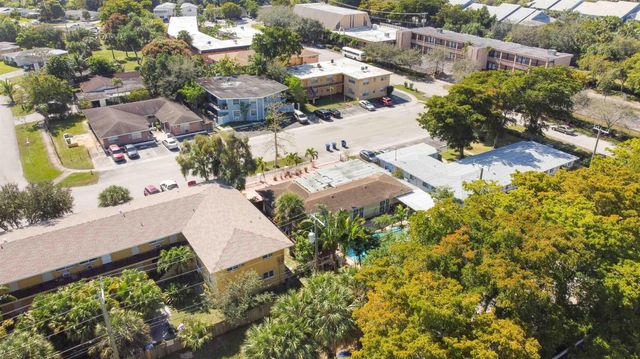 3761 SW 1 Street, Fort Lauderdale, FL 33312