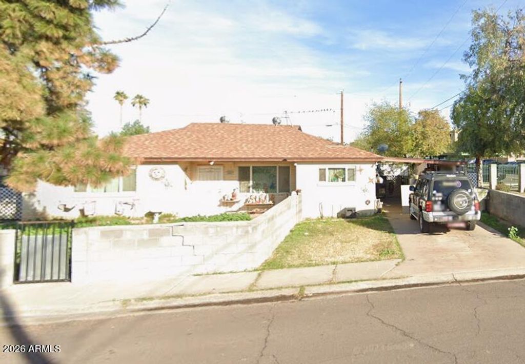 4602 W PALMAIRE Avenue, Glendale, AZ 85301