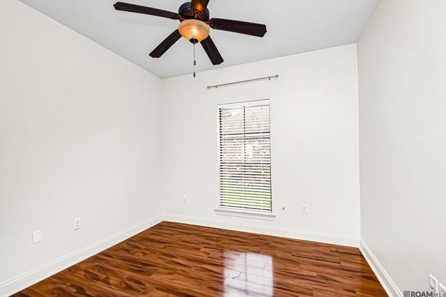 12467 Dutchtown Villa Dr, Geismar, LA 70734