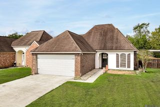 12467 Dutchtown Villa Dr, Geismar, LA 70734