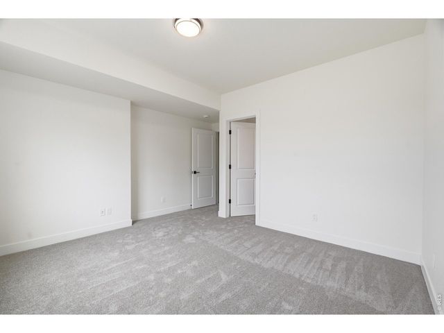 8463 Annapolis Dr, Windsor, CO 80528