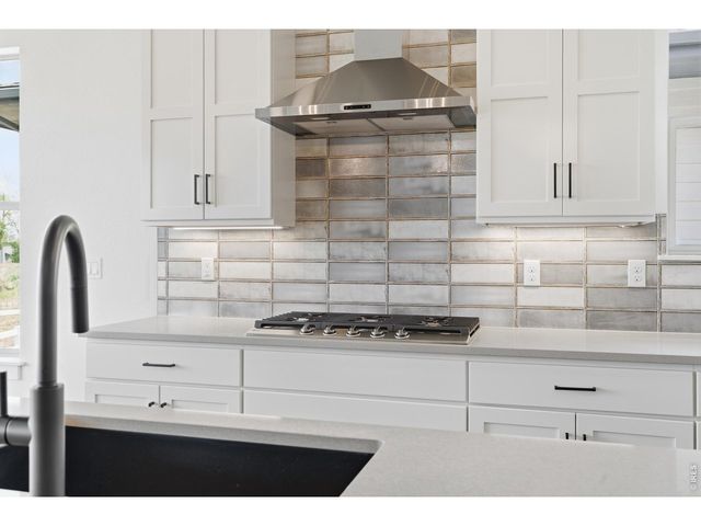 8463 Annapolis Dr, Windsor, CO 80528