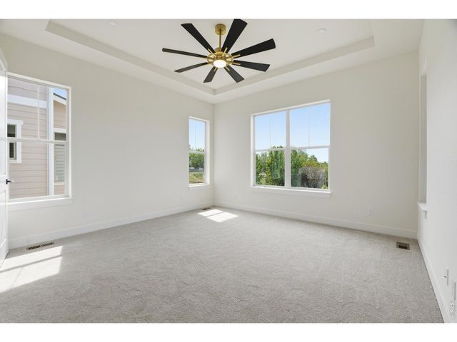 8463 Annapolis Dr, Windsor, CO 80528