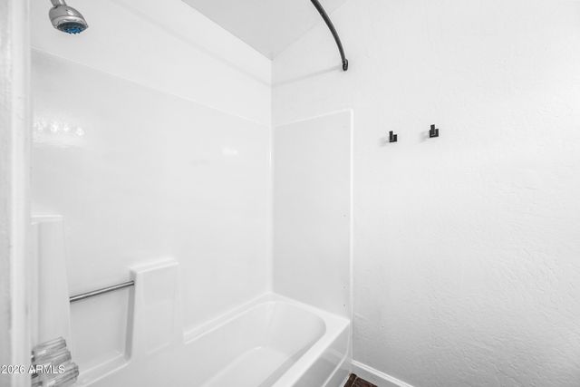 5146 E OAK Street 204, Phoenix, AZ 85008