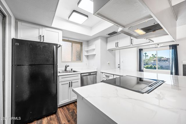 5146 E OAK Street 204, Phoenix, AZ 85008