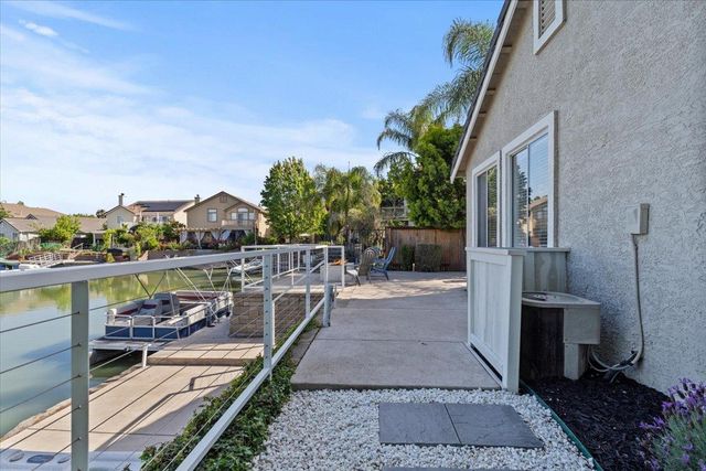 4803 Windsong St, Sacramento, CA 95834