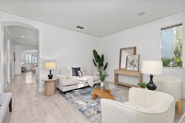 4803 Windsong St, Sacramento, CA 95834