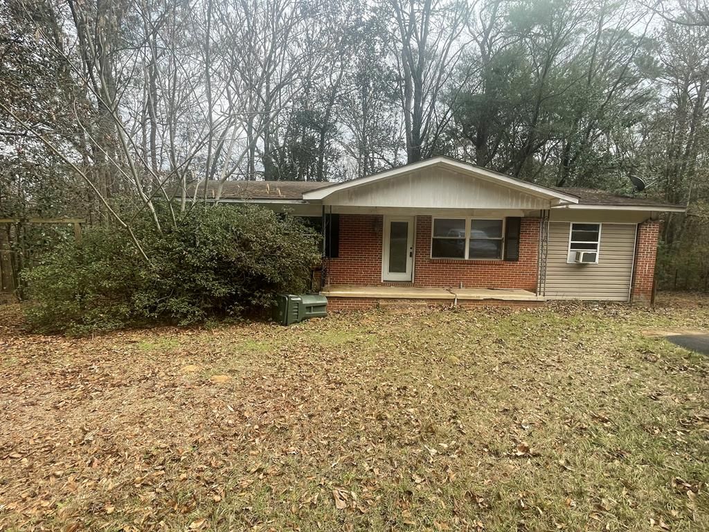 1651 Mixon School Rd, Ozark, AL 36360