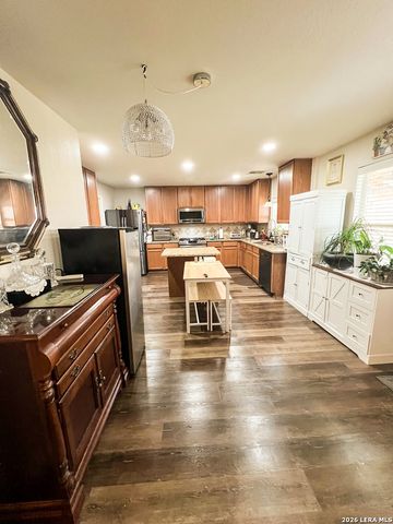 9738 Gypsy Cove, Converse, TX 78109