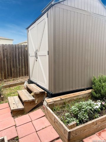 9738 Gypsy Cove, Converse, TX 78109