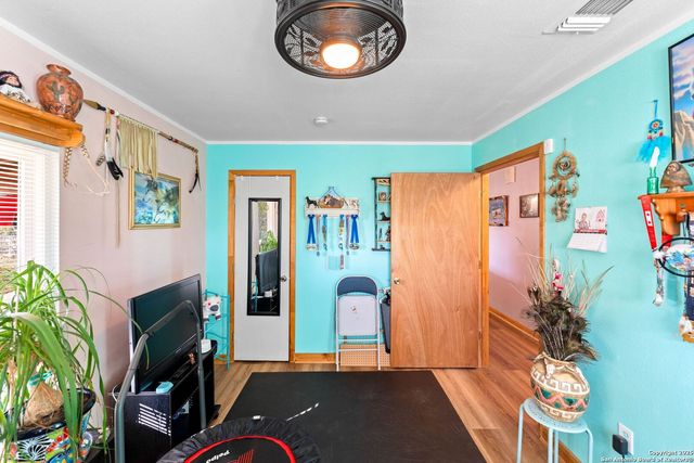 256 county road 5716, Natalia, TX 78059