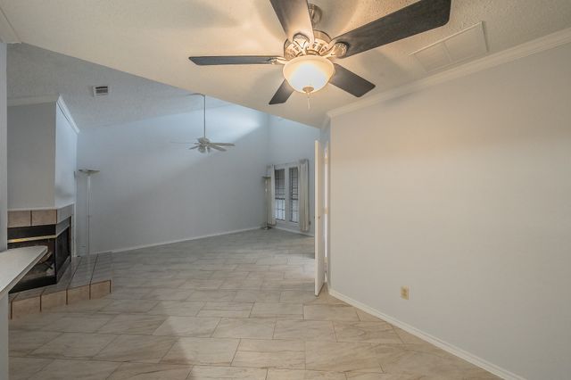 2800 Keller Springs Road 1D, Carrollton, TX 75006