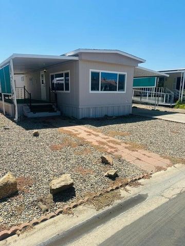 314 N Albert Avenue 39, Exeter, CA 93221