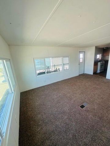 314 N Albert Avenue 39, Exeter, CA 93221