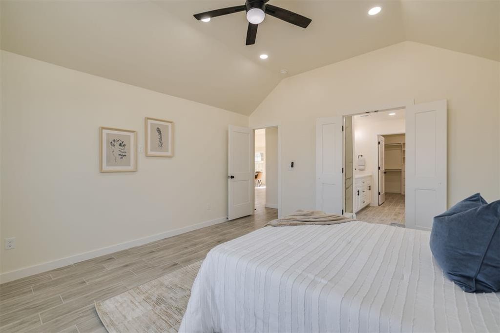Image 17 of property listing at 1426 Monticello Court, Oklahoma City, OK 73111
