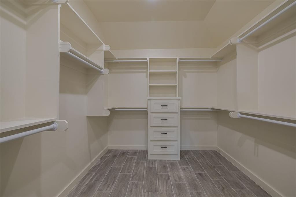 Image 23 of property listing at 1426 Monticello Court, Oklahoma City, OK 73111
