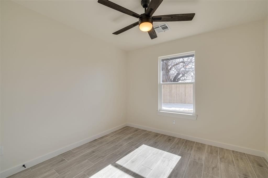 Image 24 of property listing at 1426 Monticello Court, Oklahoma City, OK 73111