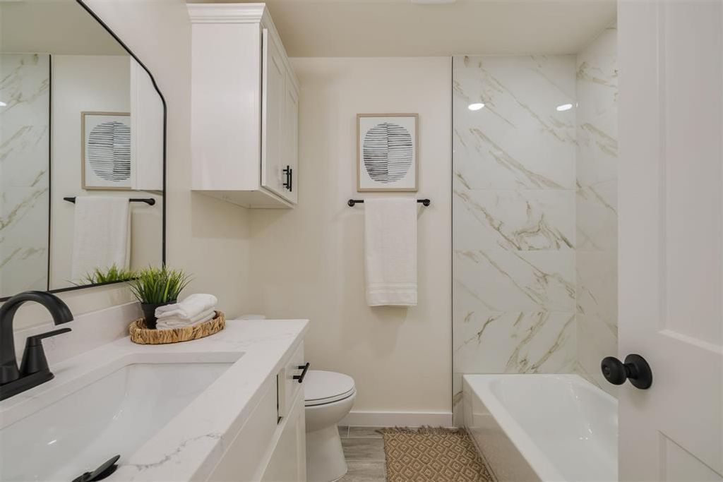 Image 26 of property listing at 1426 Monticello Court, Oklahoma City, OK 73111