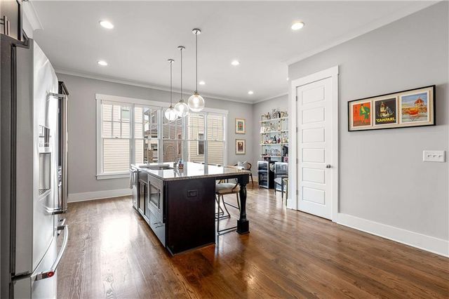 1918 Kings Cross NW, Atlanta, GA 30318