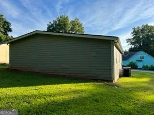 1719 Mary George Avenue NW, Atlanta, GA 30318